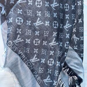 Louis Vuitton Wrap Scarf Black & Gray Large